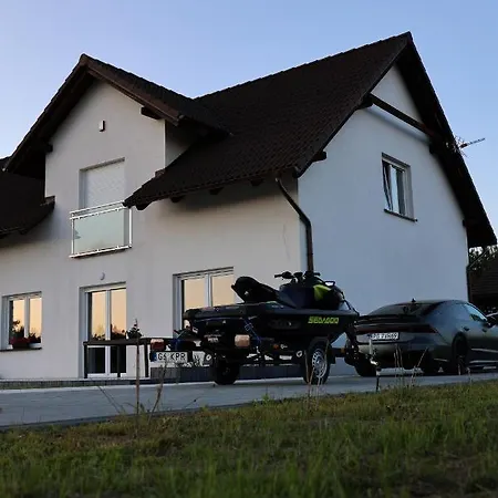 Lasy Jeziora, Cisza I Spokoj, Grzybki I Rybki, Dom 180m2 W Nad Jeziorem Karsinskim ヴィラ スヲーネガシエ