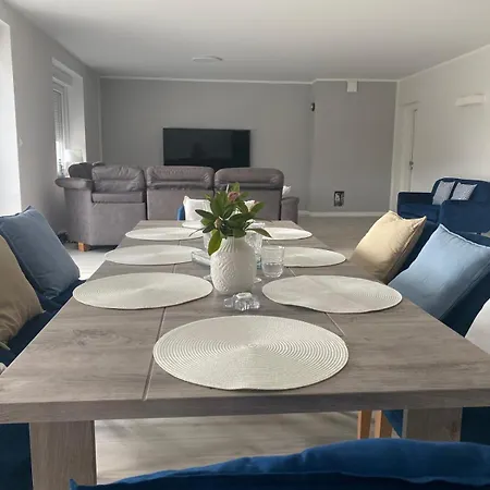 Lasy Jeziora, Cisza I Spokoj, Grzybki I Rybki, Dom 180m2 W Nad Jeziorem Karsinskim