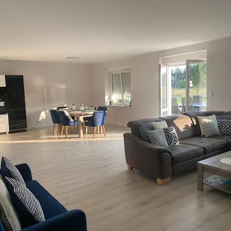 Lasy Jeziora, Cisza I Spokoj, Grzybki I Rybki, Dom 180m2 W Nad Jeziorem Karsinskim *