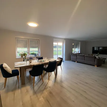 Lasy Jeziora, Cisza I Spokoj, Grzybki I Rybki, Dom 180m2 W Nad Jeziorem Karsinskim Villa *