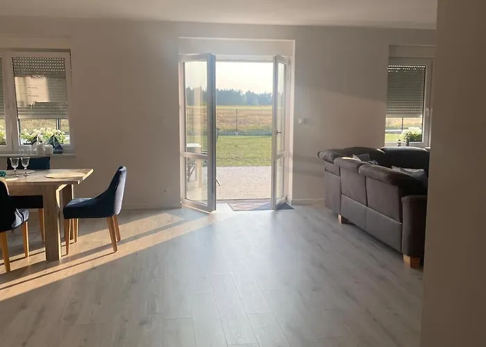 Willa Lasy Jeziora, Cisza I Spokój, Grzybki I Rybki, Dom 180m2 W Nad Jeziorem Karsińskim Swornegacie